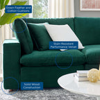 Causeuse en velours performance surrembourrée Commix garnie de duvet
