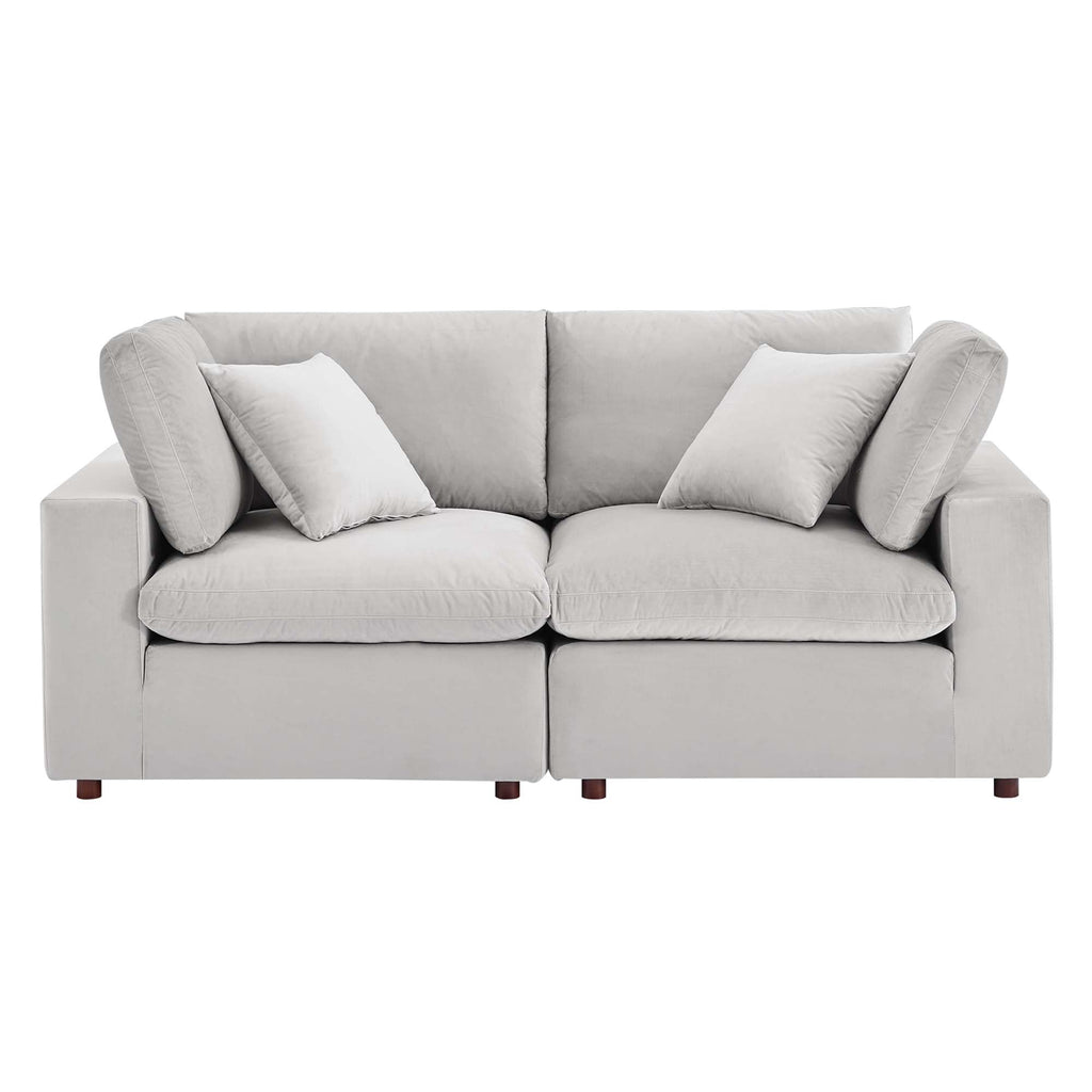 Causeuse en velours performance surrembourrée Commix garnie de duvet