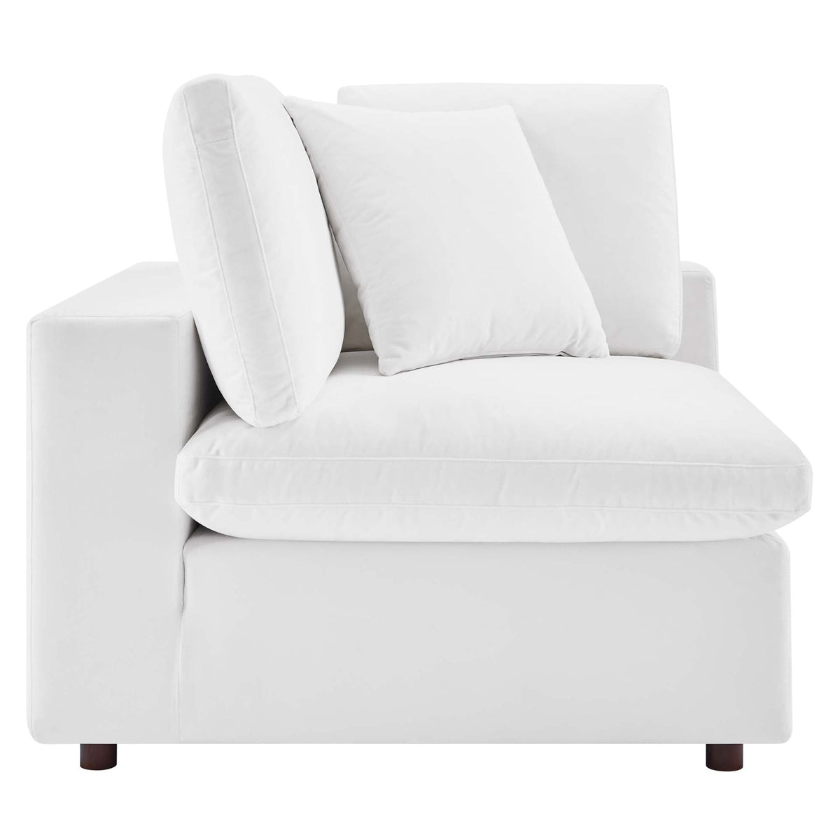 Causeuse en velours performance surrembourrée Commix garnie de duvet