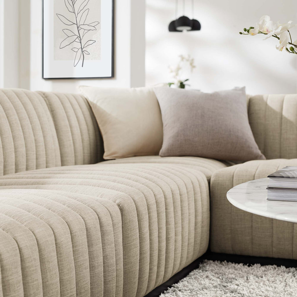 Sectionnel en U rembourré en tissu capitonné 6 pièces Conjure