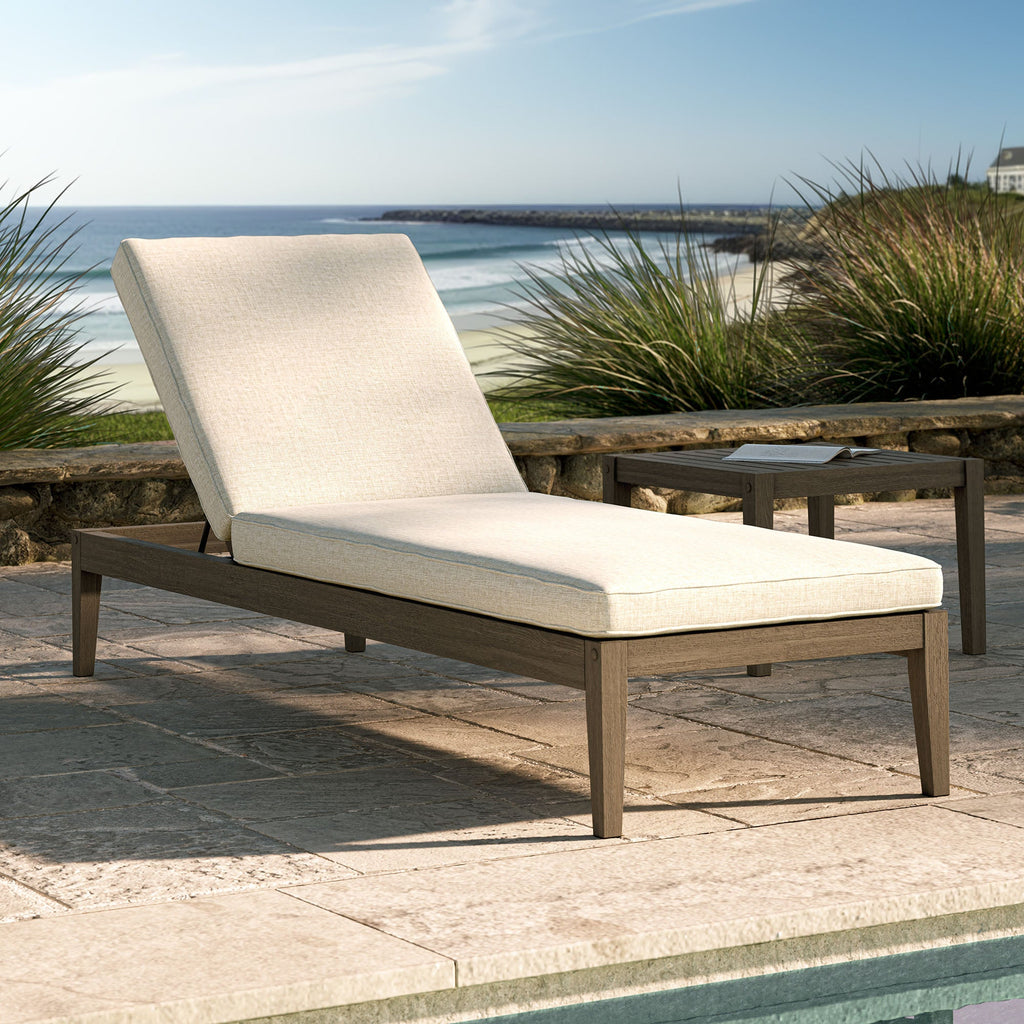 Chaise longue d'extérieur en teck Northlake