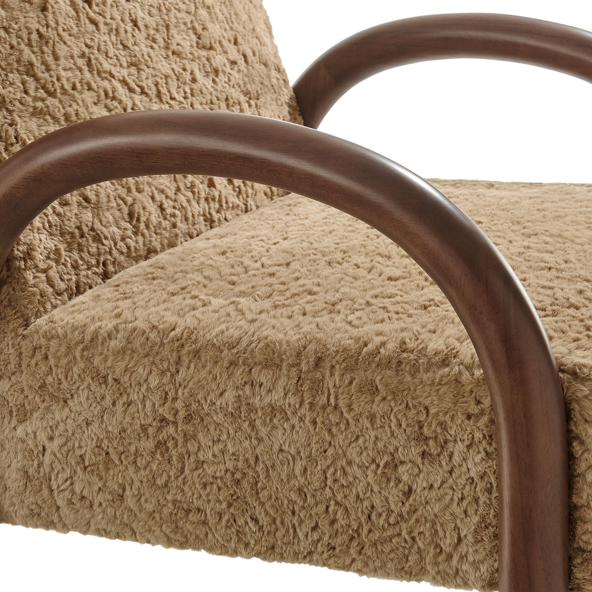 Fauteuil d'appoint Lunet en fausse peau de mouton