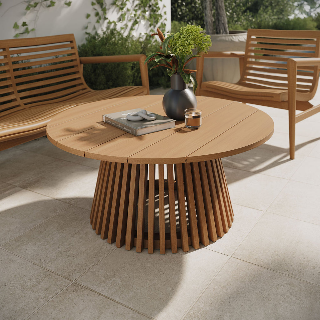 Table basse ronde d'extérieur en teck Lane de 39 pouces