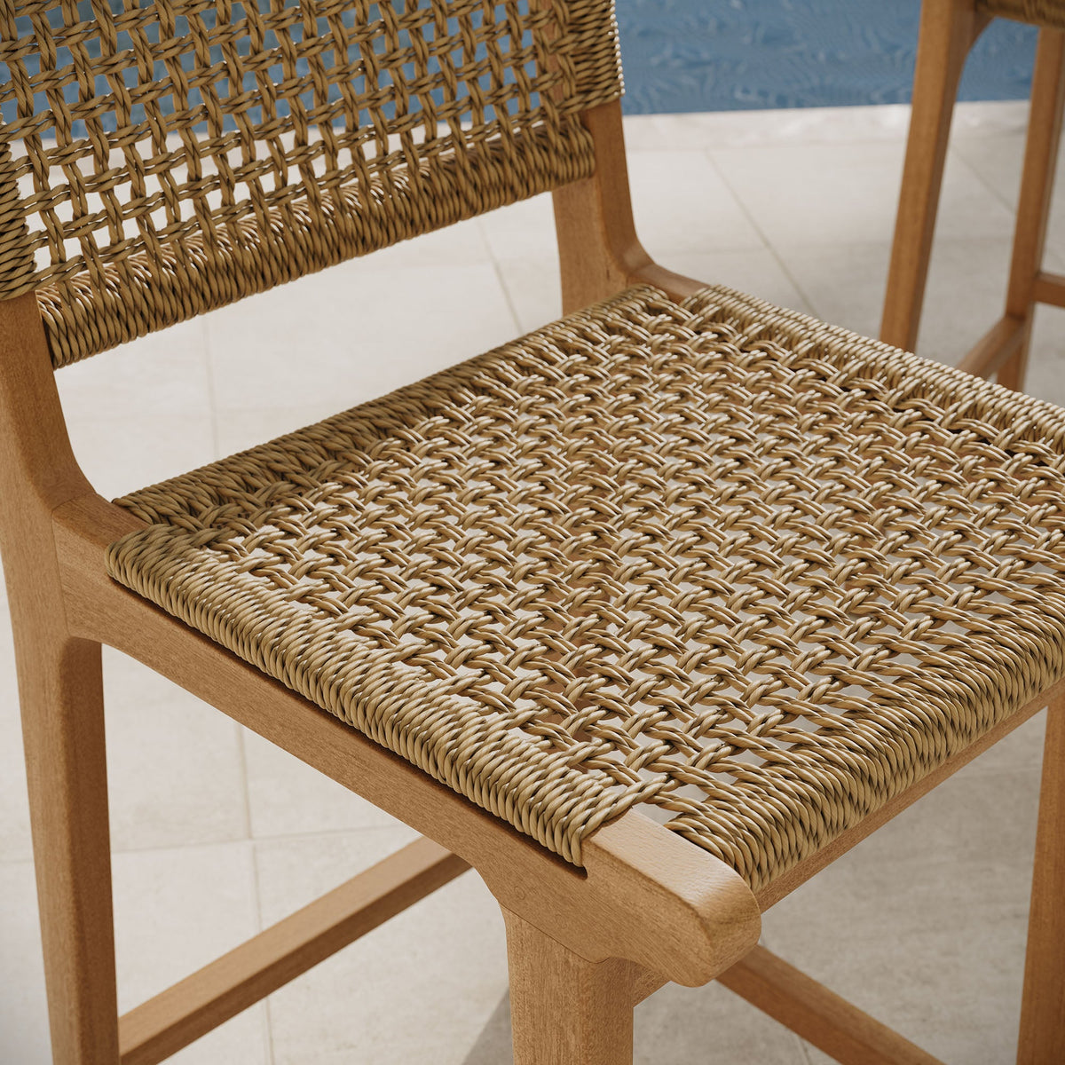 Chaises de comptoir Rowe en teck (lot de 2)