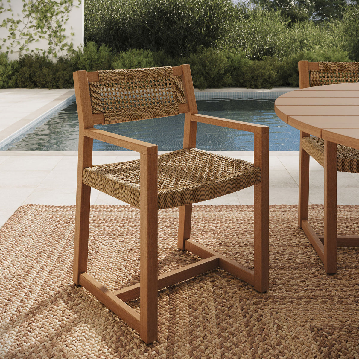 Chaise de salle à manger Reed en bois de teck et rotin pour l'extérieur