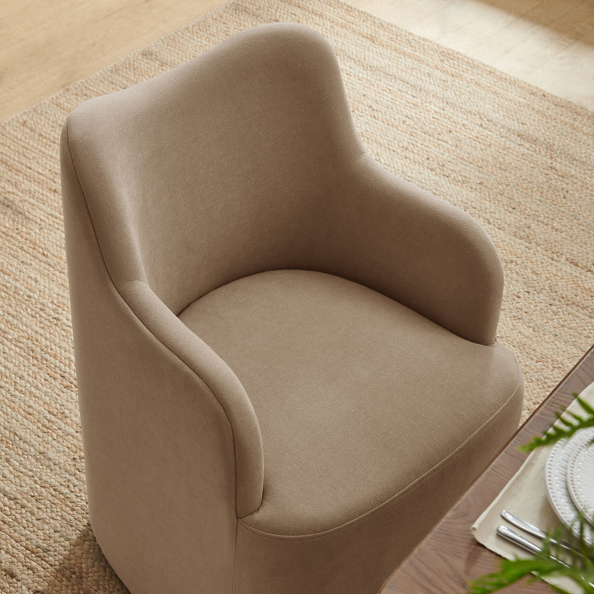 Chaise de salle à manger pivotante Cordelle en mélange de lin