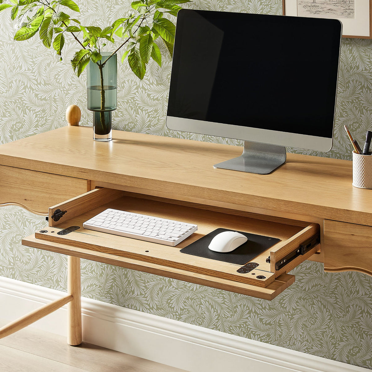 Bureau d'ordinateur en bois Darcy de 62 pouces