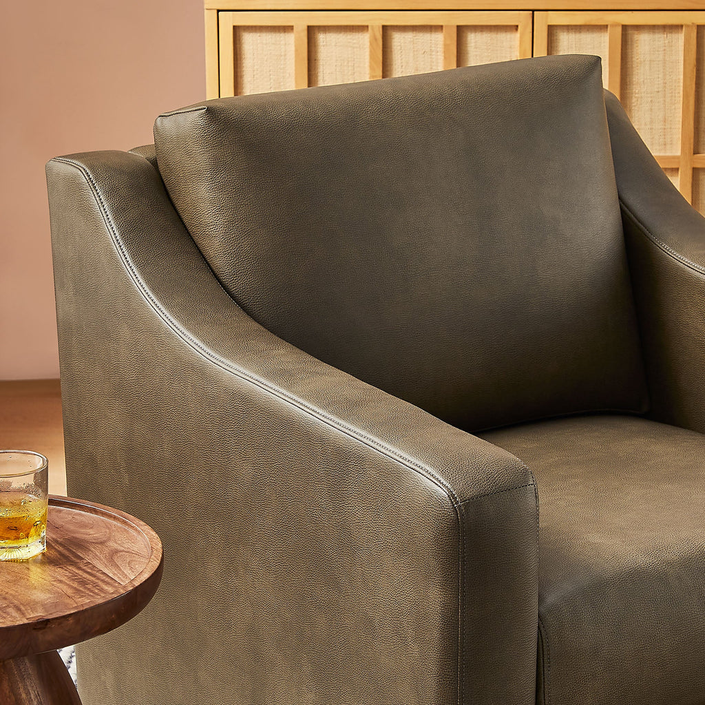 Fauteuil pivotant en cuir végétalien Liora