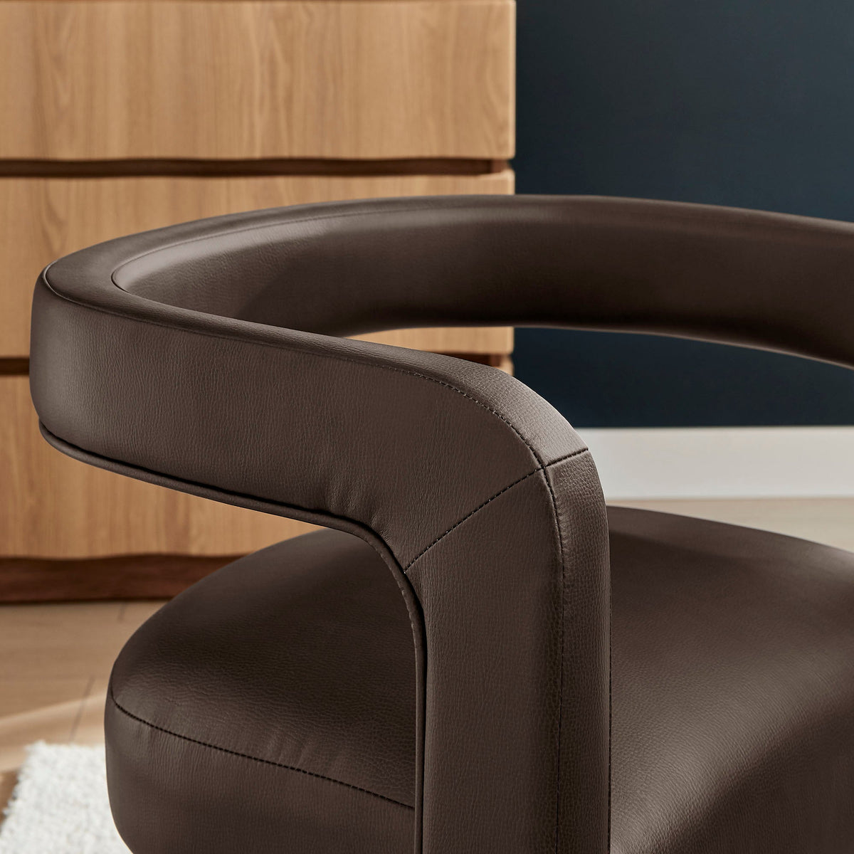 Chaise de salle à manger en cuir vegan Winslow Premium