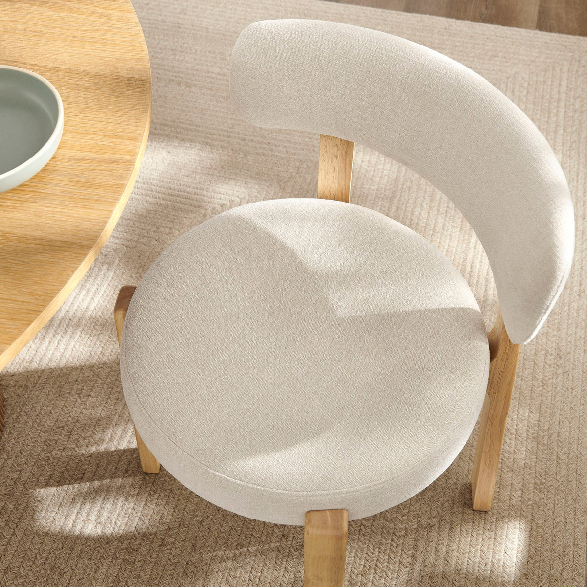 Lot de 2 chaises de salle à manger Marsha en tissu rembourré