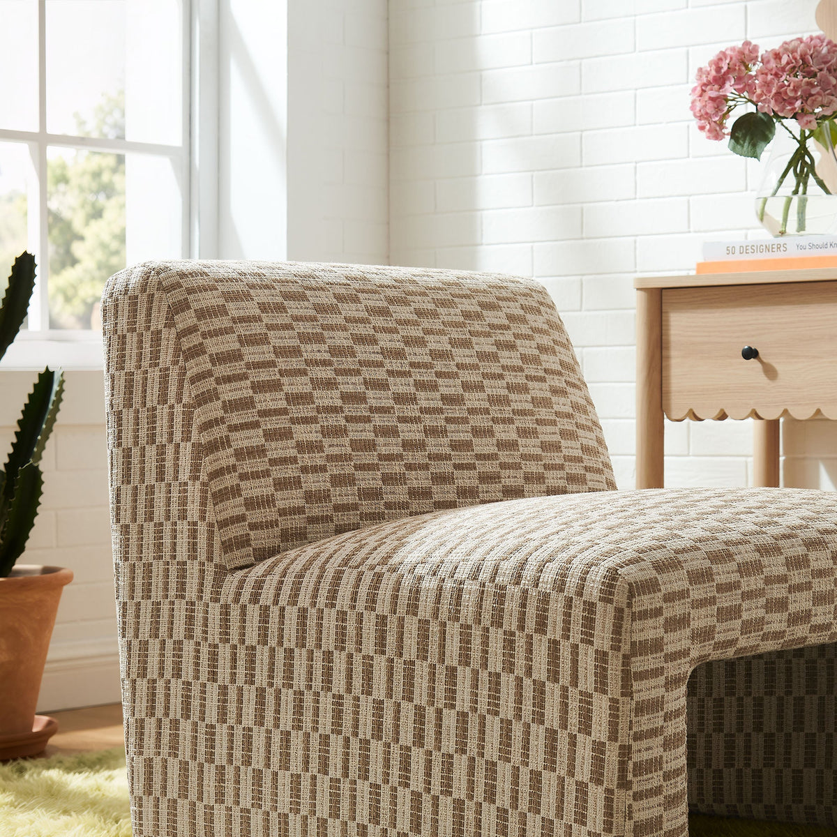 Fauteuil d'appoint Amita en tissu tissé sans accoudoirs