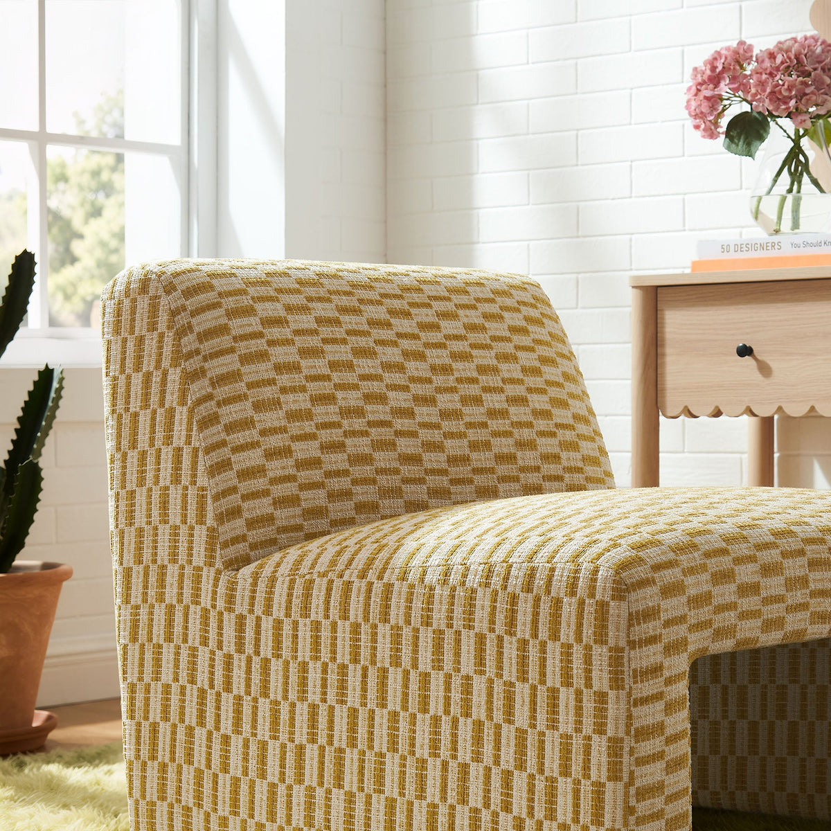 Fauteuil d'appoint Amita en tissu tissé sans accoudoirs
