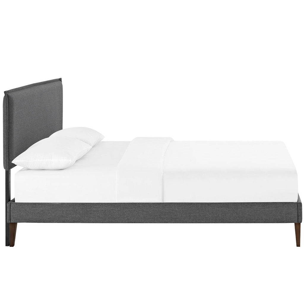 Lit plateforme en tissu Camille avec pieds carrés effilés