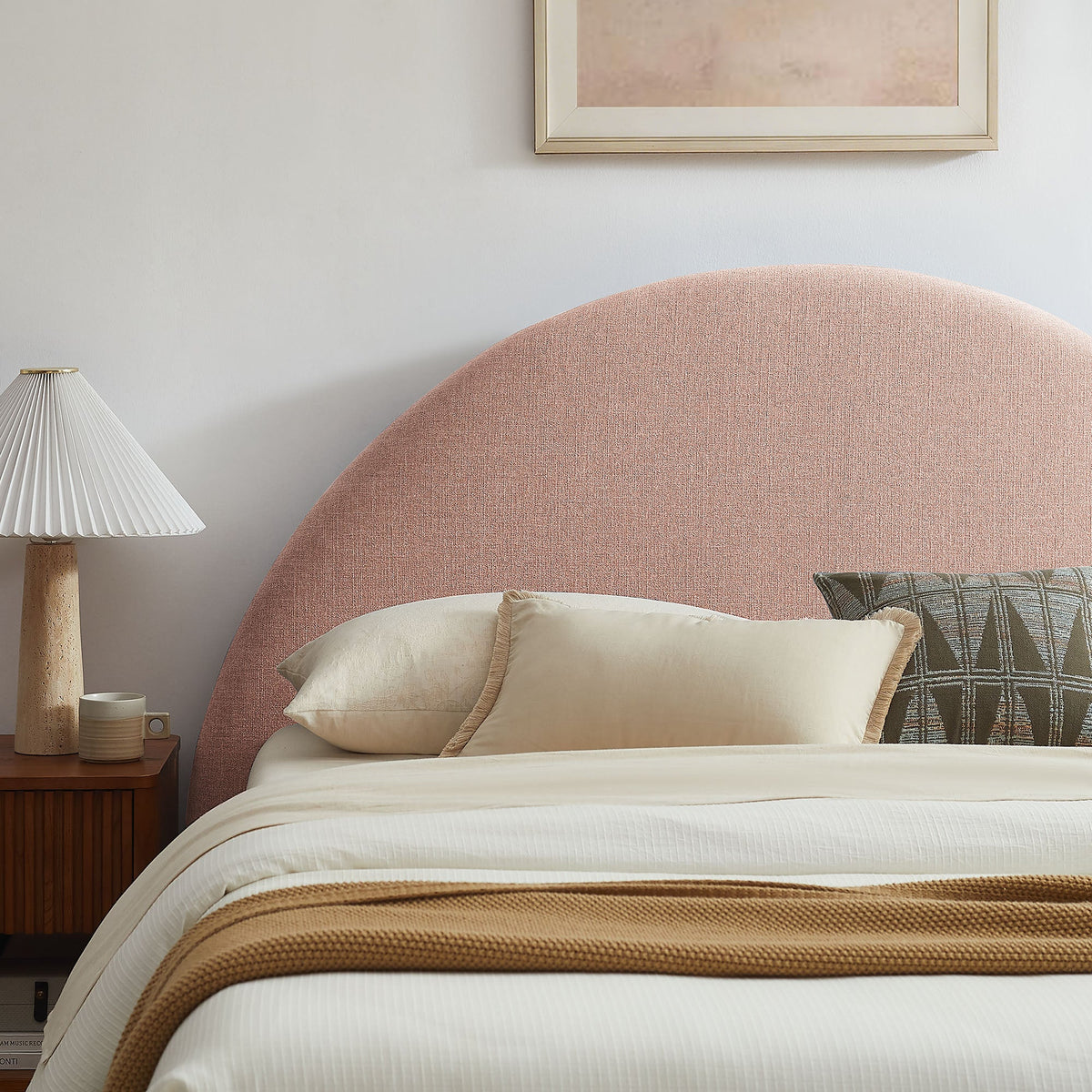 Cadre de lit plateforme rembourré en tissu avec rangement Resort