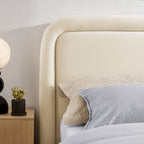 Lit plateforme en velours performant Beck